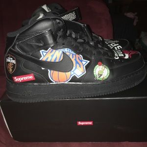 Air Force 1 mid 07/ supreme